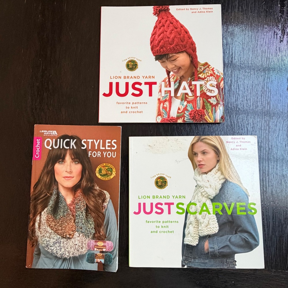 Lion Brand Yarn Pattern Books Lot 3 Unisex OS Multi Knit Crochet Hats Scarves